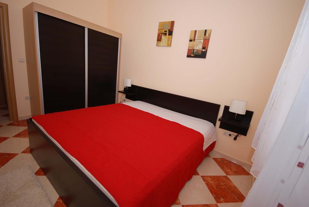 Apartments Stepic Trogir Quarto foto