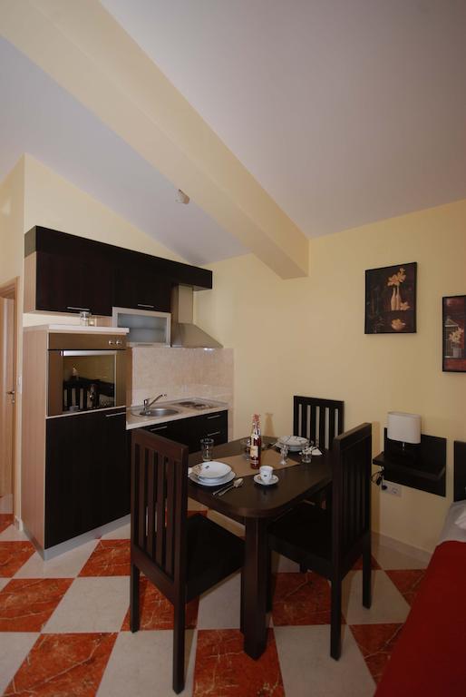 Apartments Stepic Trogir Quarto foto